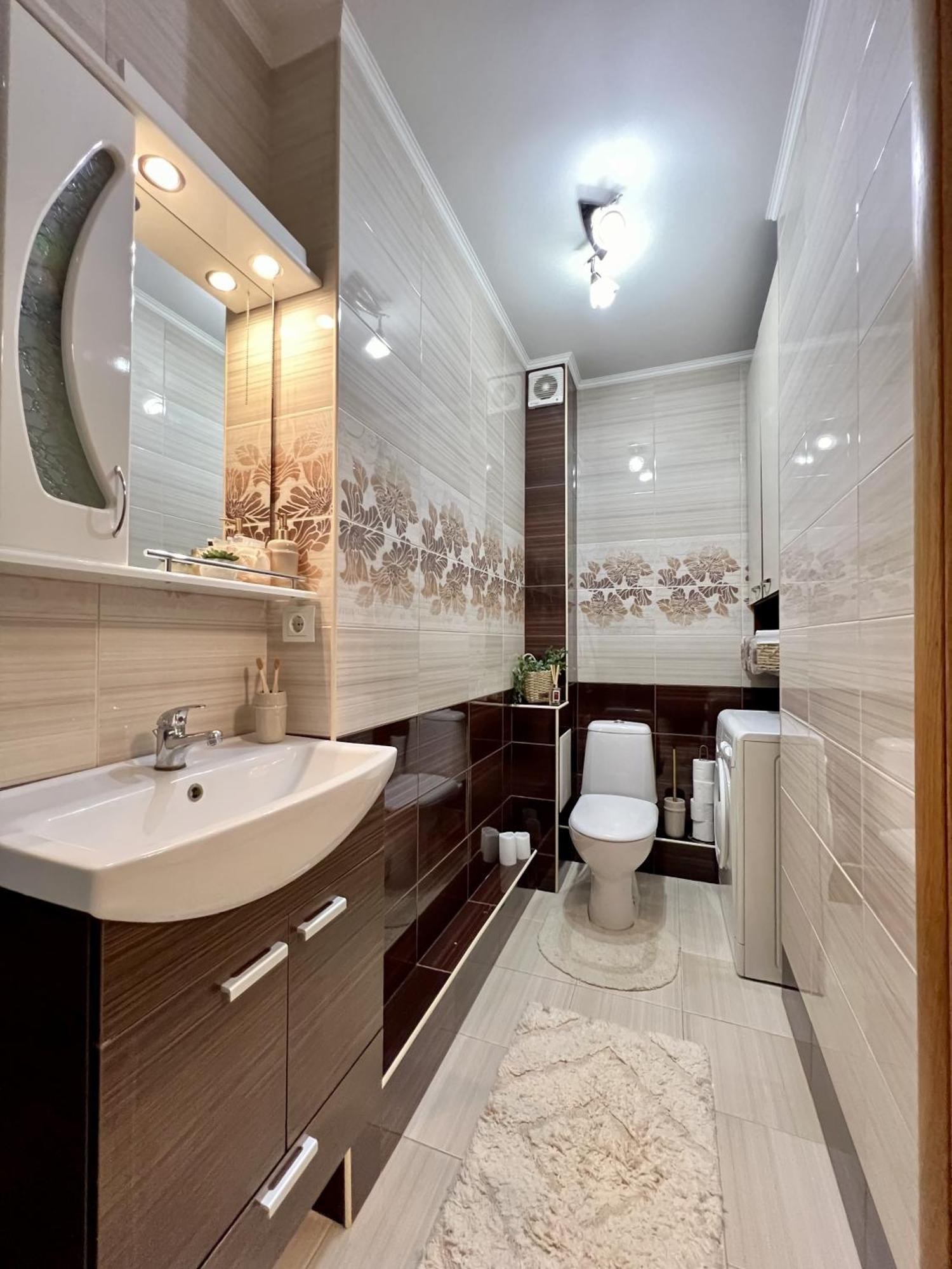 Чудова Квартира Поруч З Парком Ternopil Exterior photo